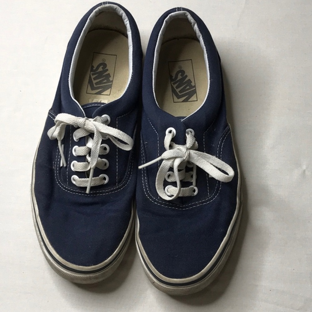 Vans Classic Navy Sneakers Men’s 8/ Women’s 9.5
